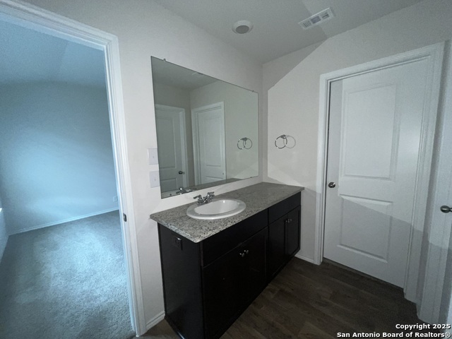 Image 16 of 30 For 324 Middle Green Loop