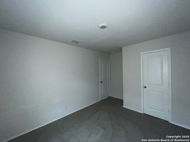 Image 20 of 30 For 324 Middle Green Loop