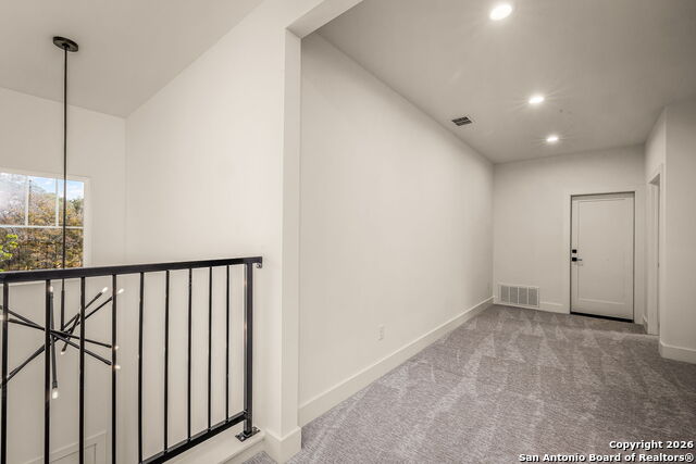 Image 21 of 29 For 1672 Hillcrest Forest