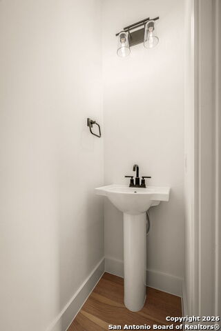 Image 26 of 29 For 1672 Hillcrest Forest