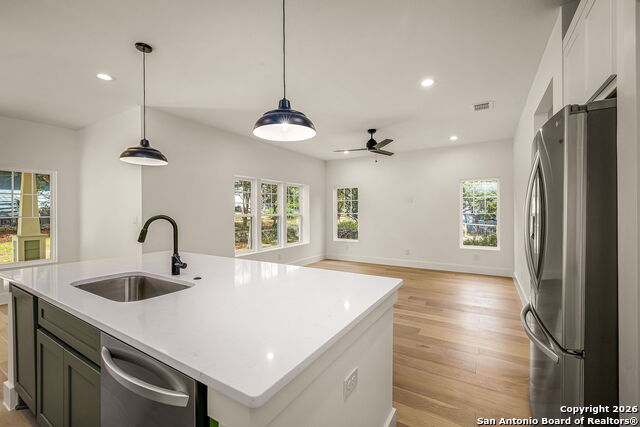 Image 9 of 29 For 1672 Hillcrest Forest