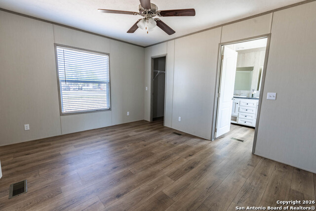 Image 8 of 14 For 181 Viridian View