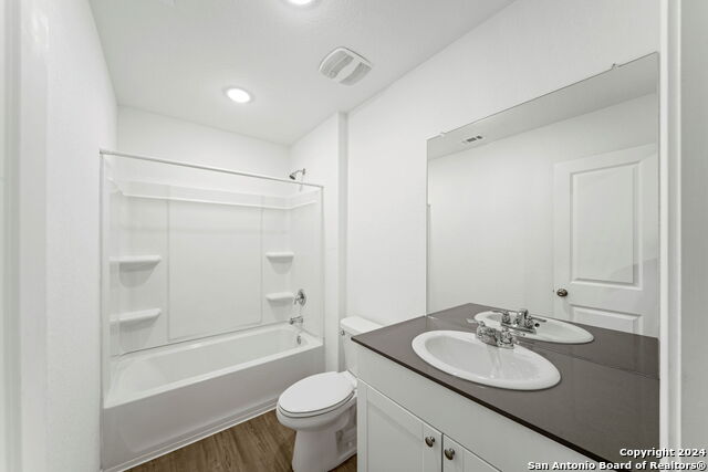 Image 7 of 26 For 13002 Sage Turn