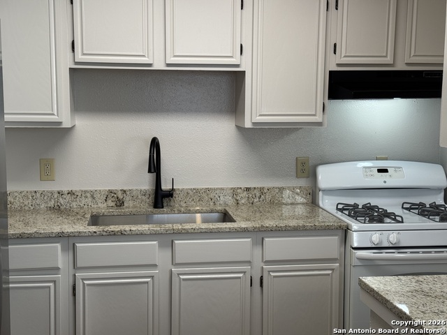 Image 2 of 13 For 1218 Wyoming  2