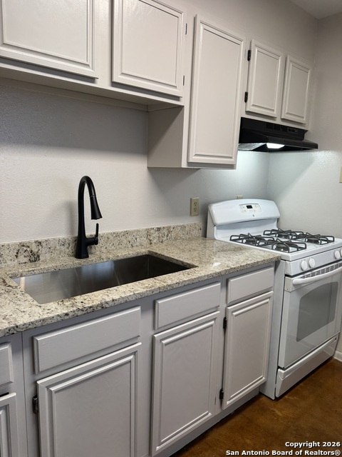 Image 8 of 13 For 1218 Wyoming  2