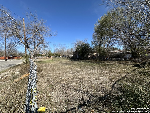 Image 4 of 4 For 438 Vestal  