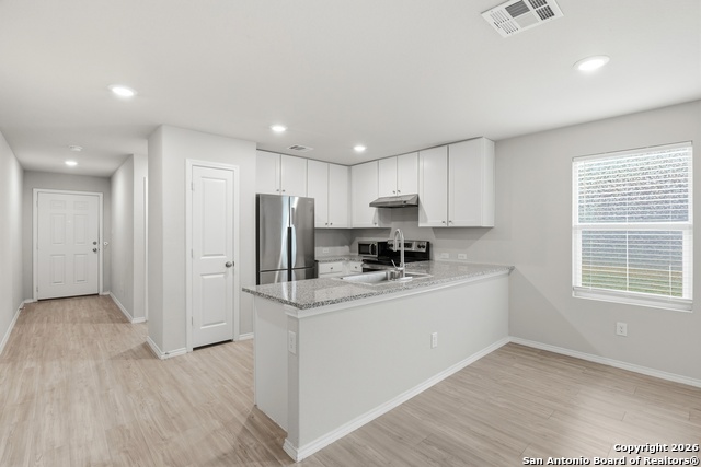 Image 12 of 29 For 5738 Elm Valley