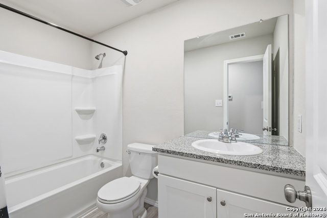 Image 18 of 29 For 5738 Elm Valley