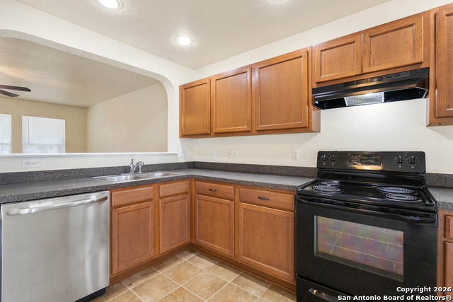 Image 23 of 39 For 4426 Baffin Peak