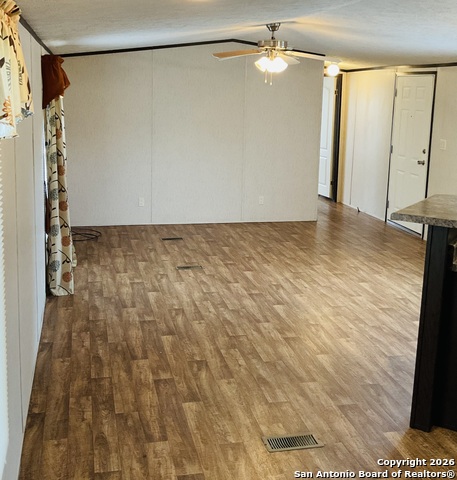 Image 9 of 14 For 7210 Killdee