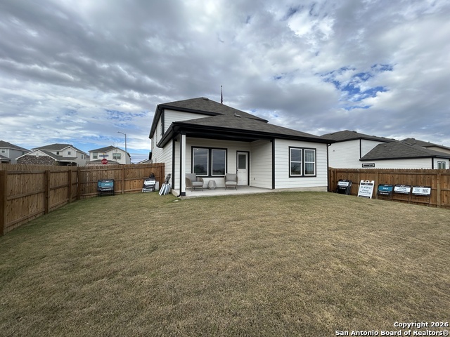 Image 21 of 27 For 7678 Birch Hollow