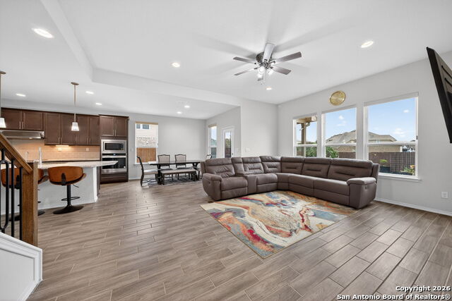 Image 10 of 41 For 12226 Cat Ballou