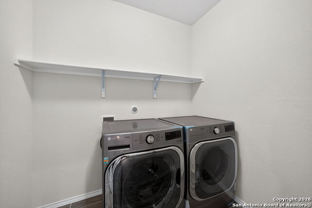 Image 19 of 41 For 12226 Cat Ballou