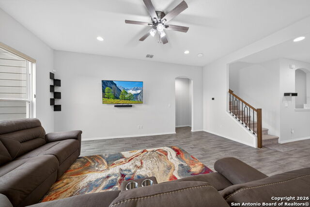 Image 8 of 41 For 12226 Cat Ballou