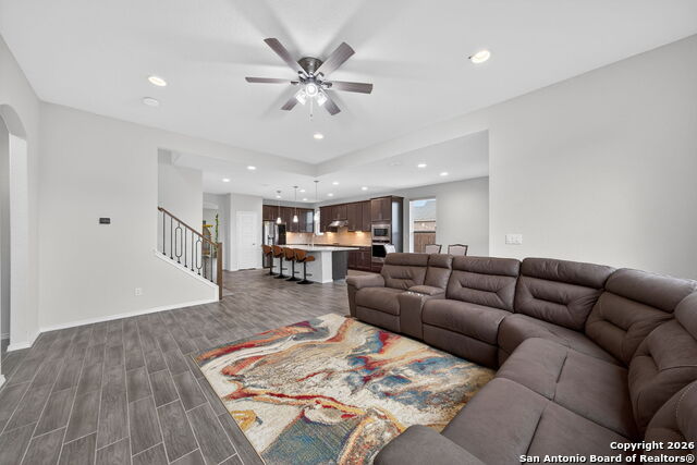 Image 9 of 41 For 12226 Cat Ballou