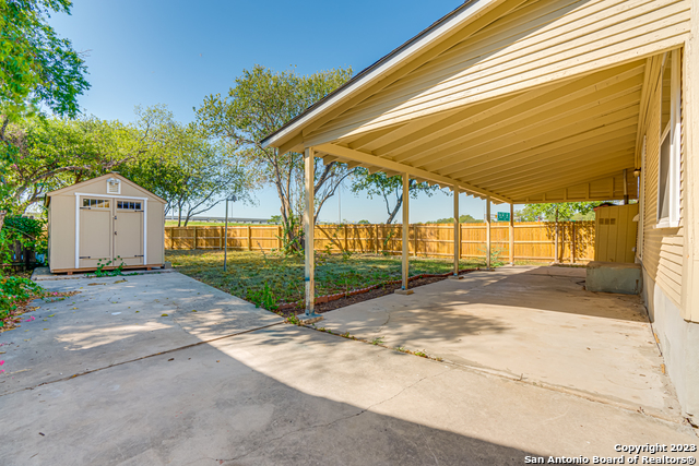 Image 18 of 20 For 530 Pruitt Ave