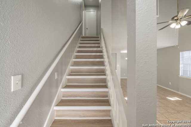 Image 20 of 34 For 7524 Oak Chase