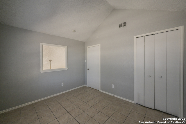 Image 30 of 34 For 7524 Oak Chase