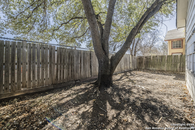 Image 34 of 34 For 7524 Oak Chase