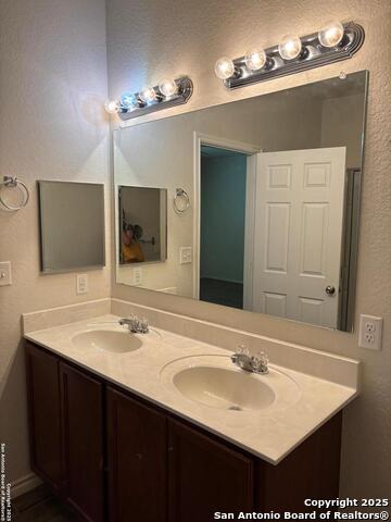 Image 11 of 21 For 3711 Lazy Diamond