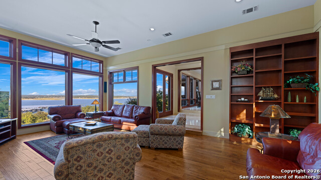 Image 15 of 43 For 169 Shore Point