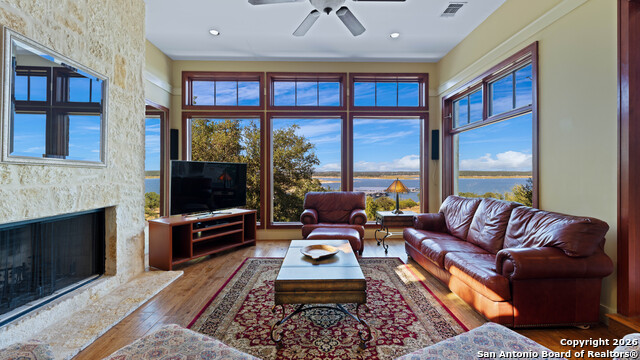 Image 16 of 43 For 169 Shore Point