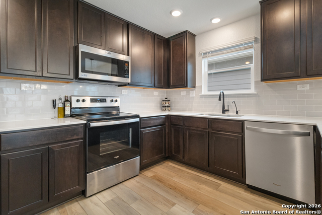 Image 20 of 44 For 14847 Wild Hog Way