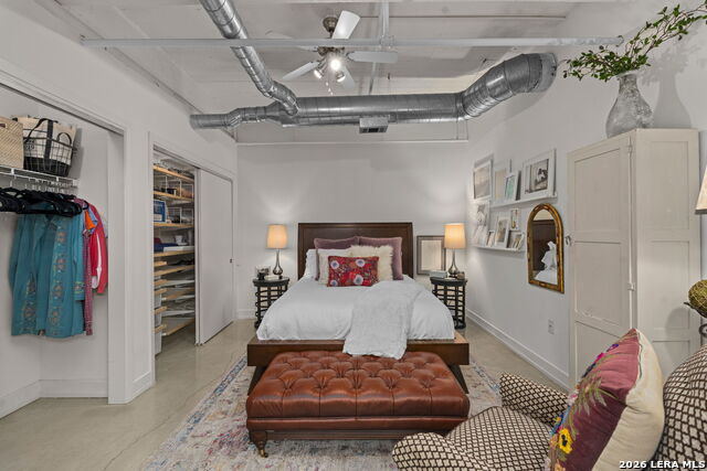 Image 15 of 49 For 1401 Flores S 215