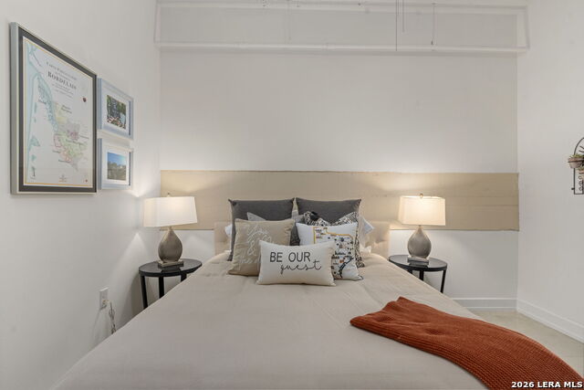 Image 21 of 49 For 1401 Flores S 215