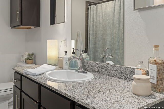 Image 24 of 49 For 1401 Flores S 215