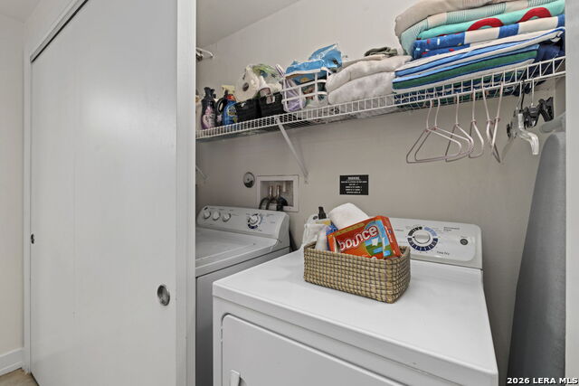 Image 25 of 49 For 1401 Flores S 215