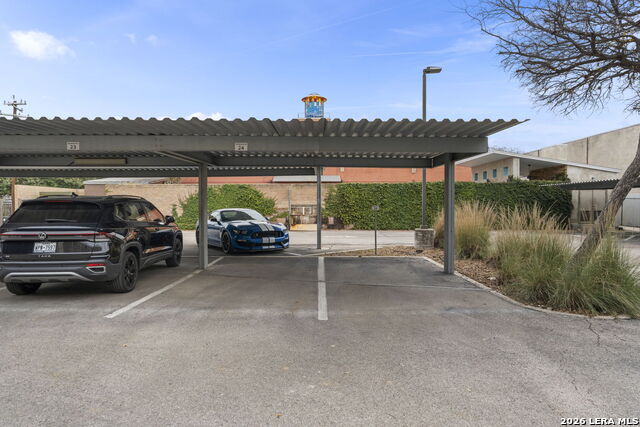 Image 37 of 49 For 1401 Flores S 215