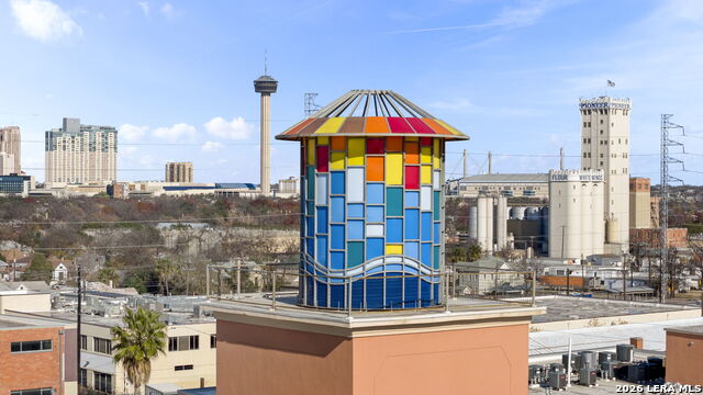 Image 44 of 49 For 1401 Flores S 215