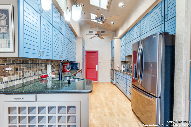 Image 11 of 36 For 7801 Timber Top