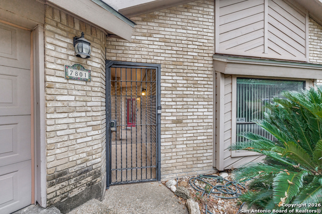 Image 3 of 36 For 7801 Timber Top