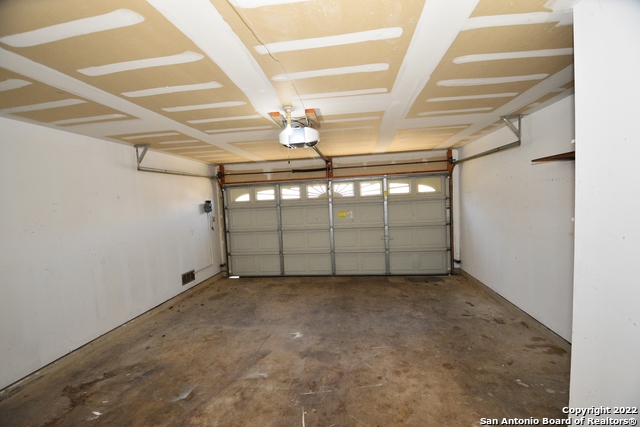 Image 31 of 36 For 4854 Limestone Well