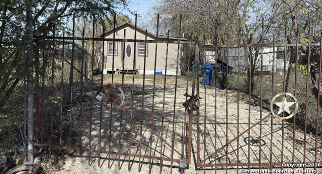 Image 4 of 4 For 1311 Sanco  