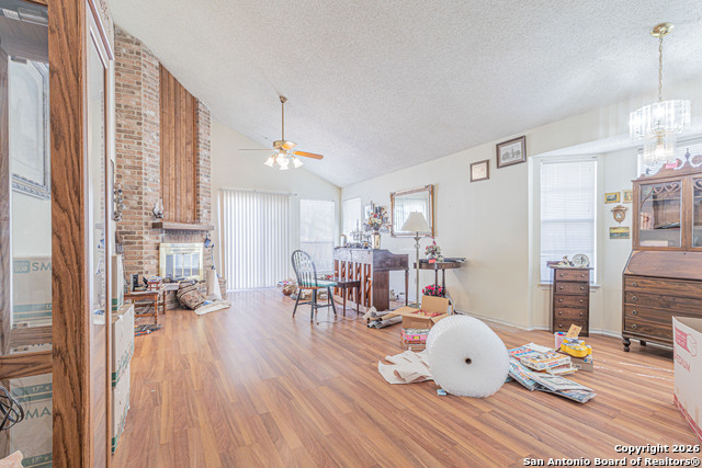 Image 4 of 40 For 3675 Ridge Cluster