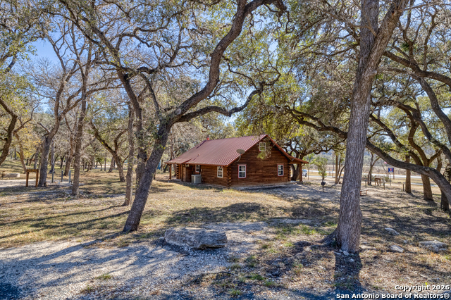 Listing photo id 1 for 20522 Texas Hill Country