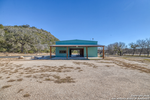 Image 7 of 28 For 20522 State Hwy 127