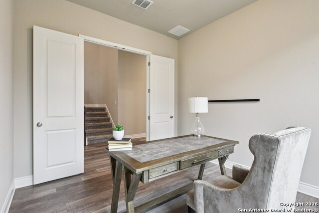 Image 10 of 60 For 29740 Elkhorn