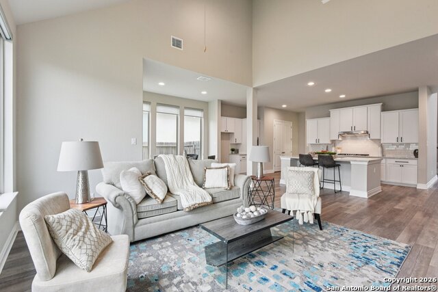 Image 28 of 60 For 29740 Elkhorn