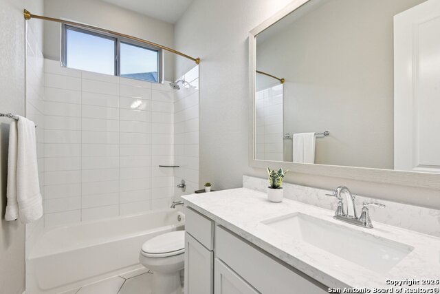 Image 33 of 60 For 29740 Elkhorn