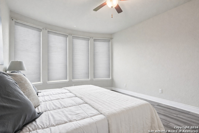 Image 38 of 60 For 29740 Elkhorn