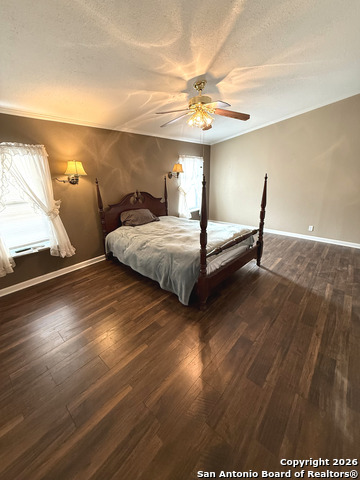 Image 12 of 36 For 212 Thornton