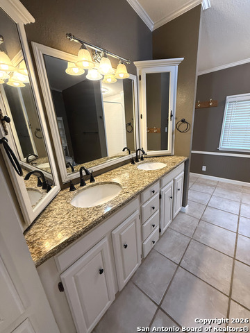 Image 14 of 36 For 212 Thornton