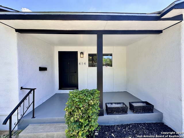 Image 5 of 27 For 414 Clower  