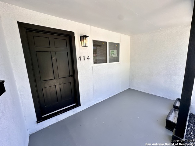 Image 6 of 27 For 414 Clower  