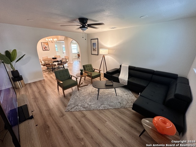 Image 8 of 27 For 414 Clower  