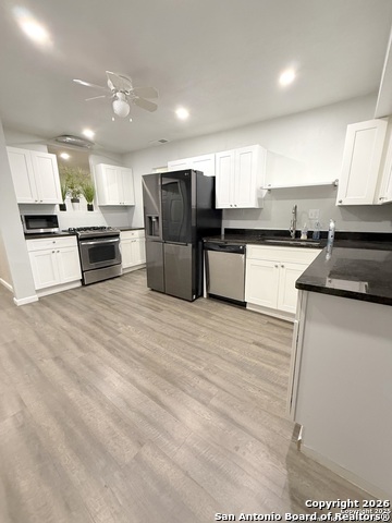 Image 15 of 25 For 659 Olmos  